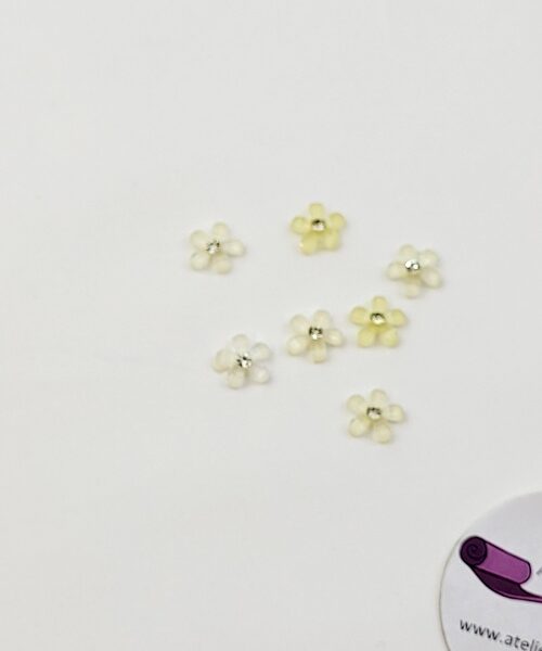 Dekoration mini blomma vit med sten