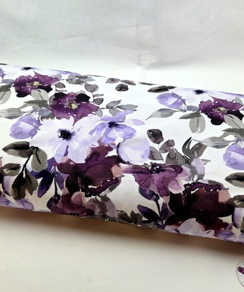 Trikåtyg Lena Lila och violetta blommor på vit botten