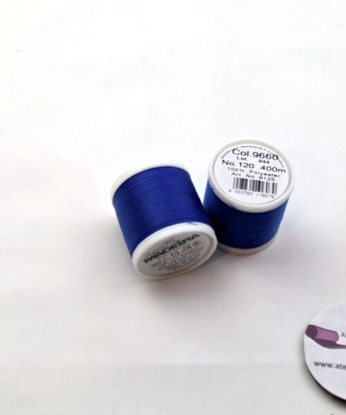 9660 Tråd Madeira 400 meter Mellanblå